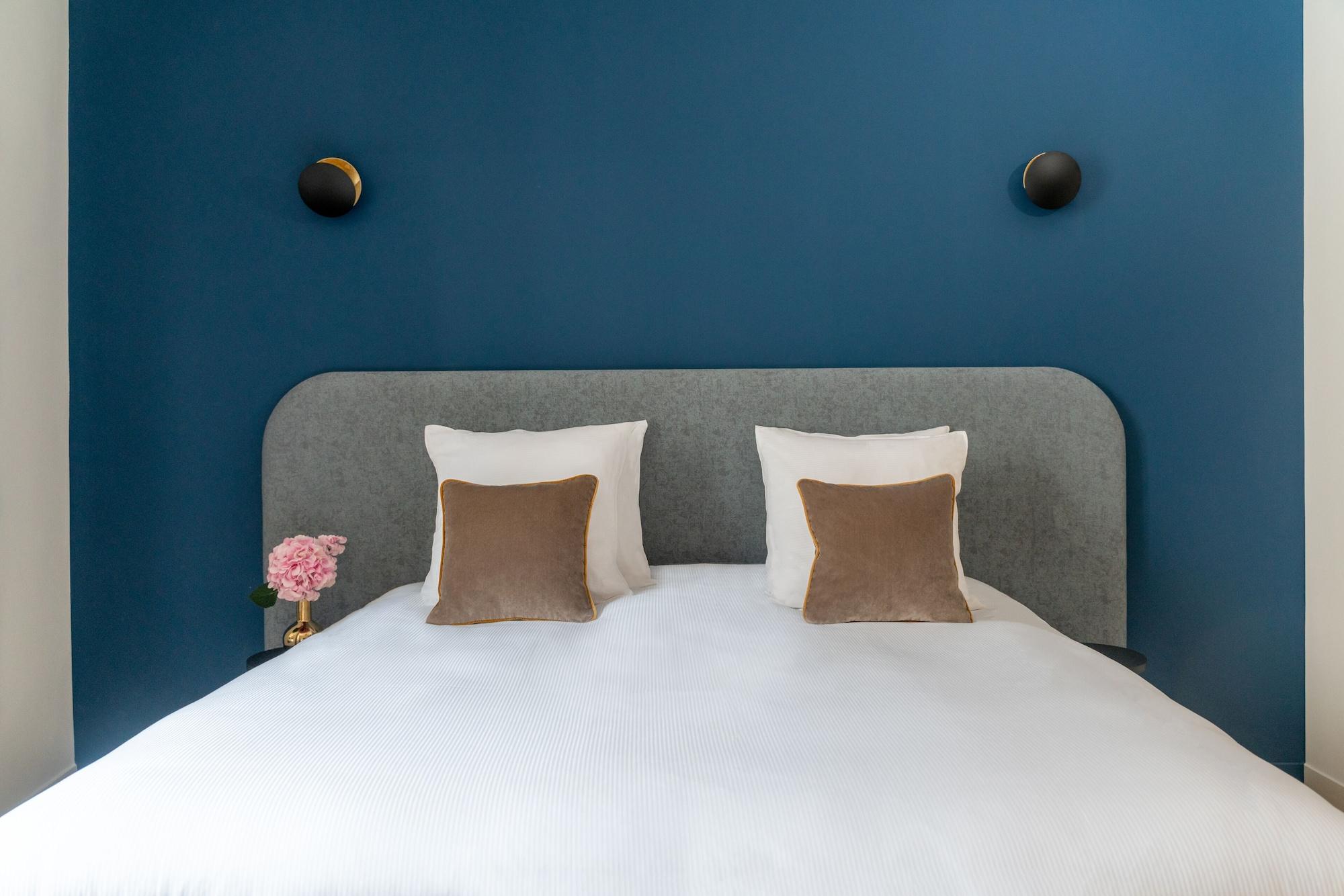 רומא 9Hotel Cesari מראה חיצוני תמונה