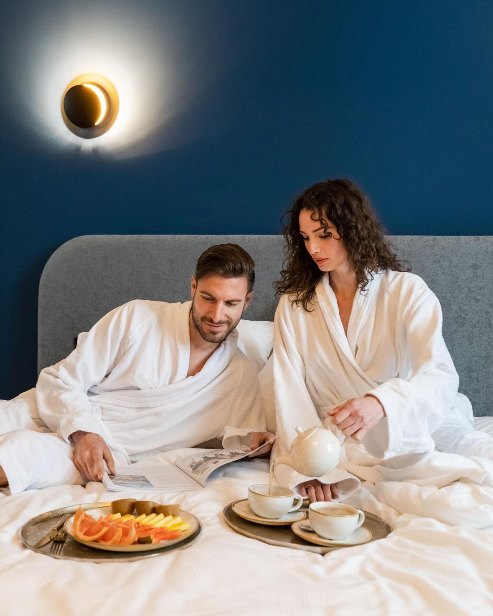 רומא 9Hotel Cesari מראה חיצוני תמונה