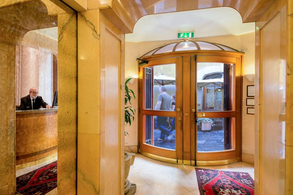 רומא 9Hotel Cesari מראה פנימי תמונה